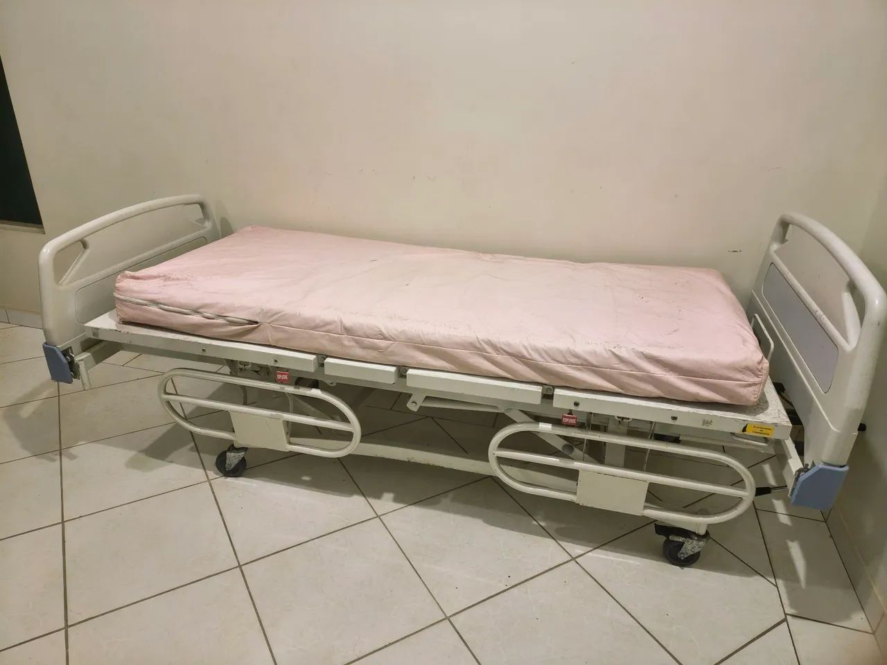 Cama hospitalar  - Foto 5