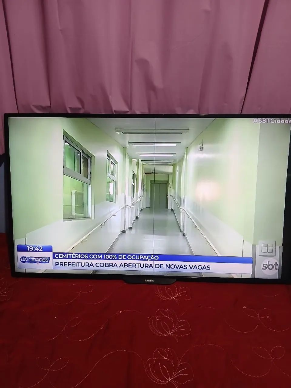 Vendo duas Tvs 32 e 43 polegadas, 700 e 800 reias  - Foto 3