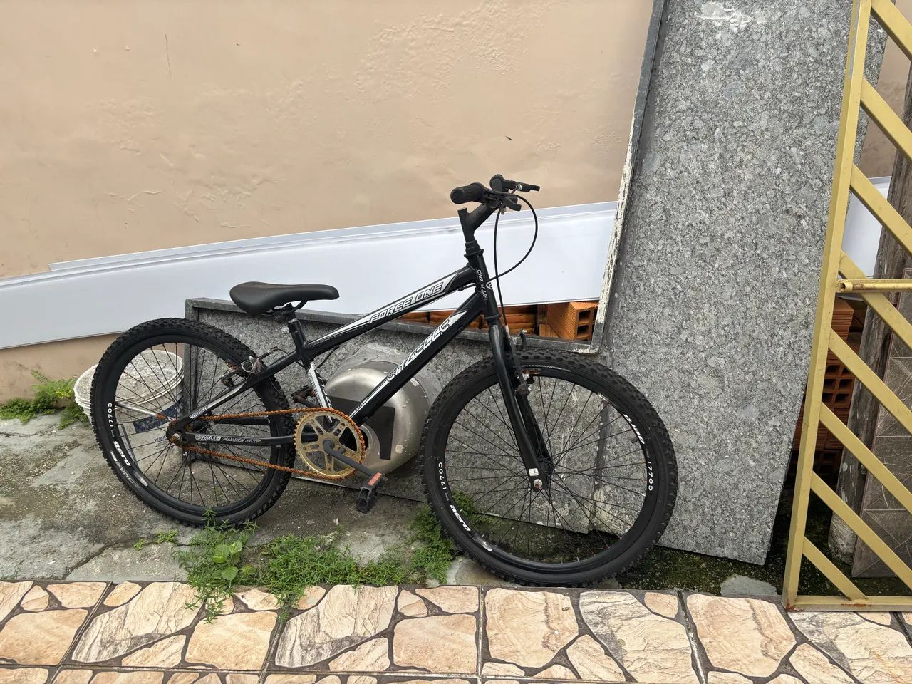 Bicicleta pouco usada- aceito cartão 