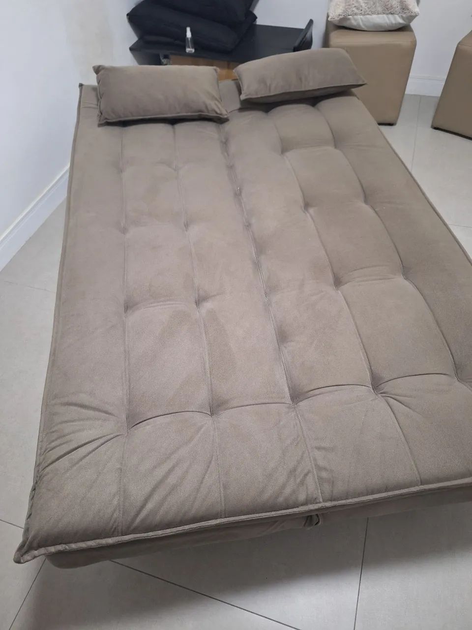 Vendo 1 Sofá-Cama Retrátil e Reclinável - Suede Bege - Foto 5