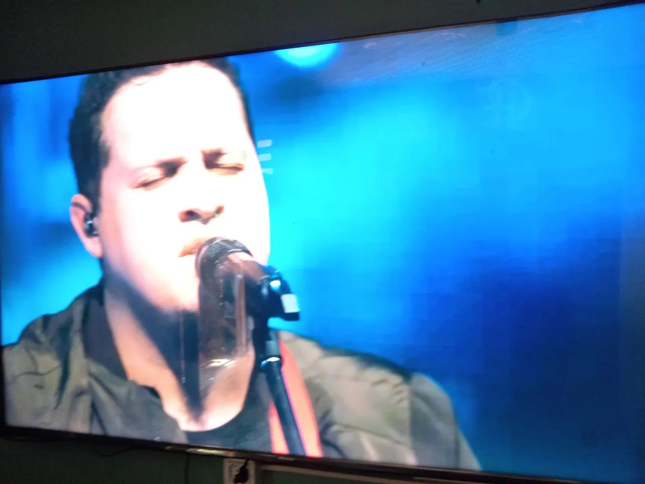 Tv da marca hisense de 58"plg