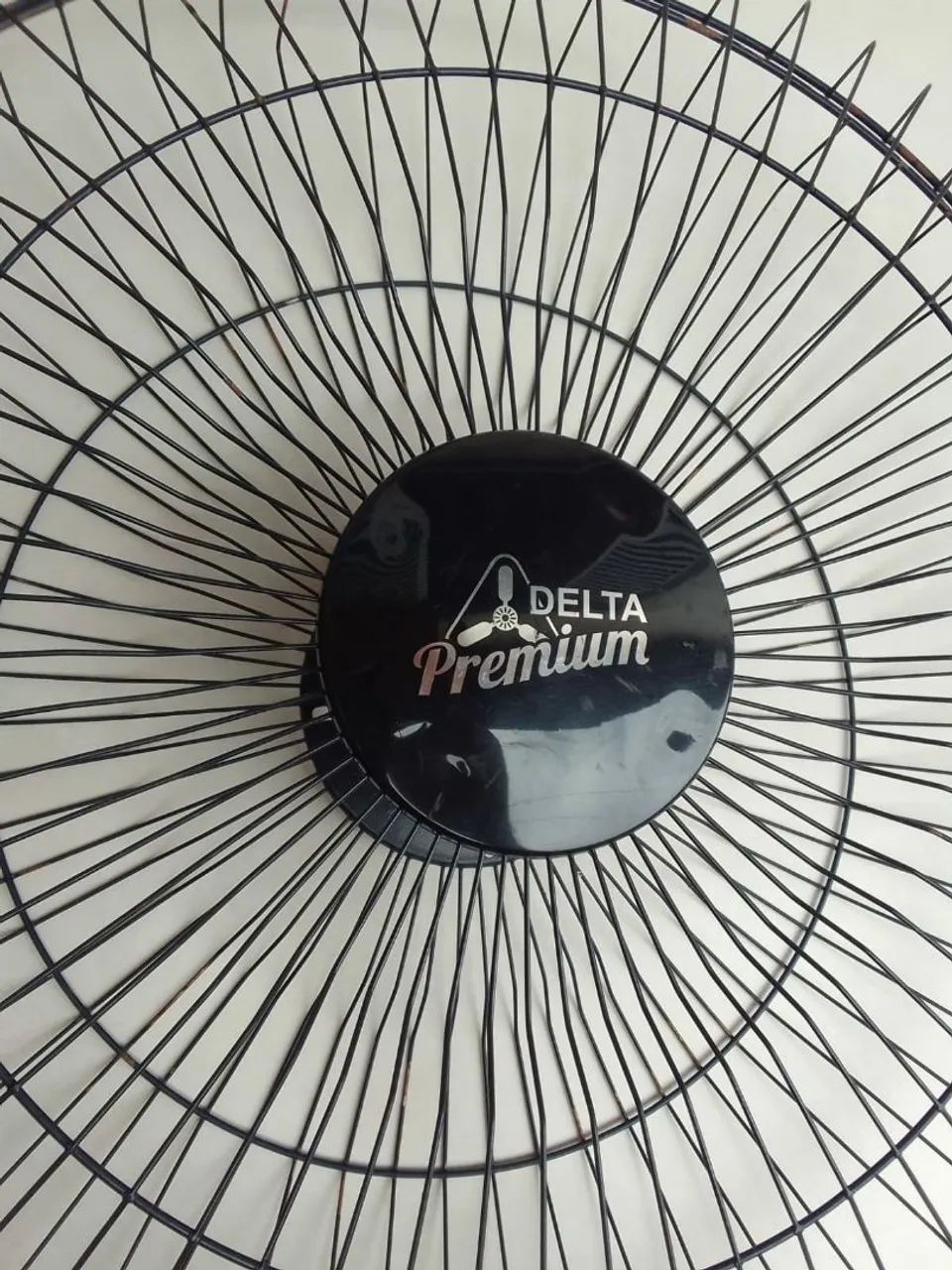 Grade para ventilador de parede Delta Premium - Bauru-SP