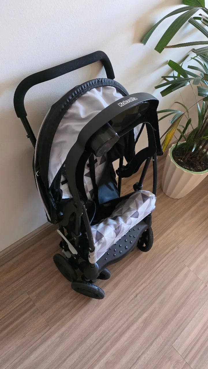 Carrinho de bebe leve Kolcraft Cloud Plus - Foto 2