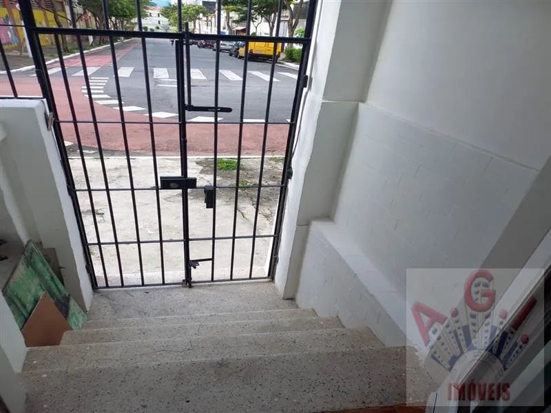 VENDA - Sobrado com 3 quartos totalmente reformado - Foto 2