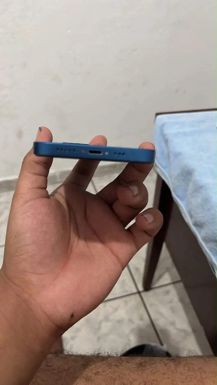iPhone 13 semi novo  - Foto 2