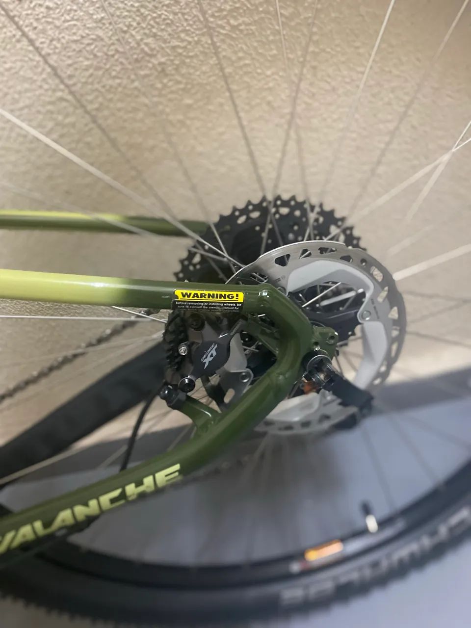 Bicicleta GT Avalanche Elite - Aro 29 - Foto 6