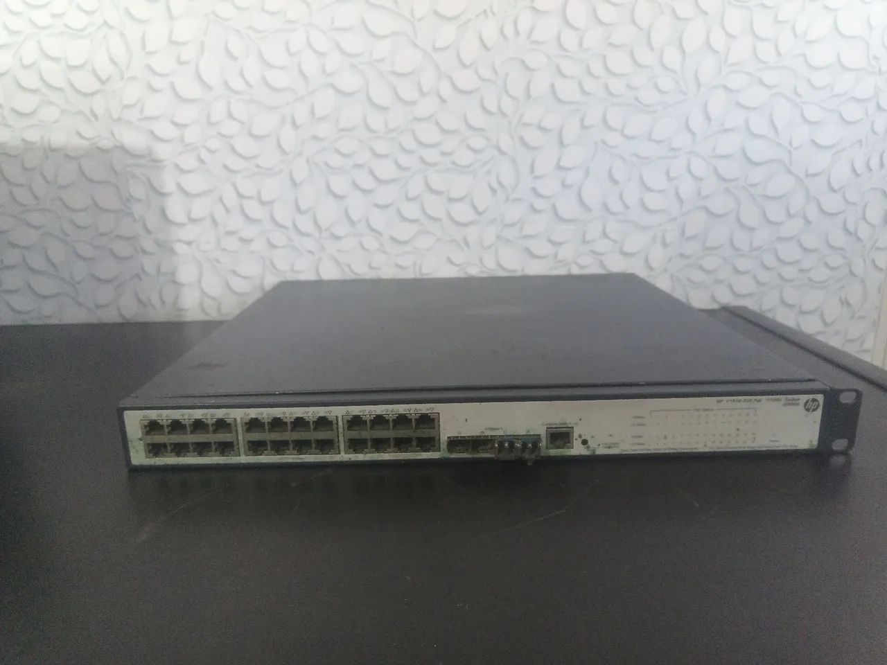 Switch Hp v1910