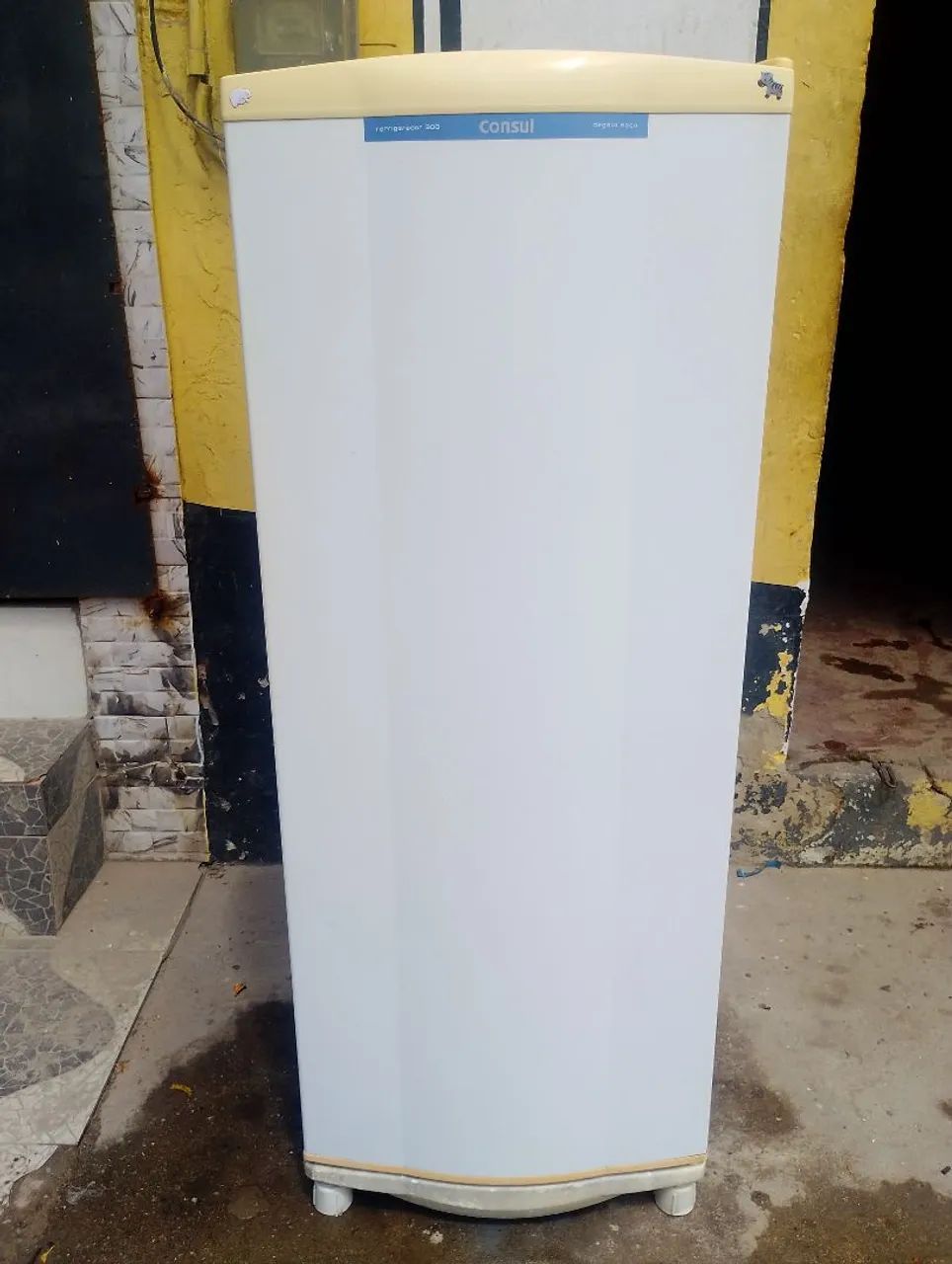 Consul Refrigerator (Standard Model)494540610591139841