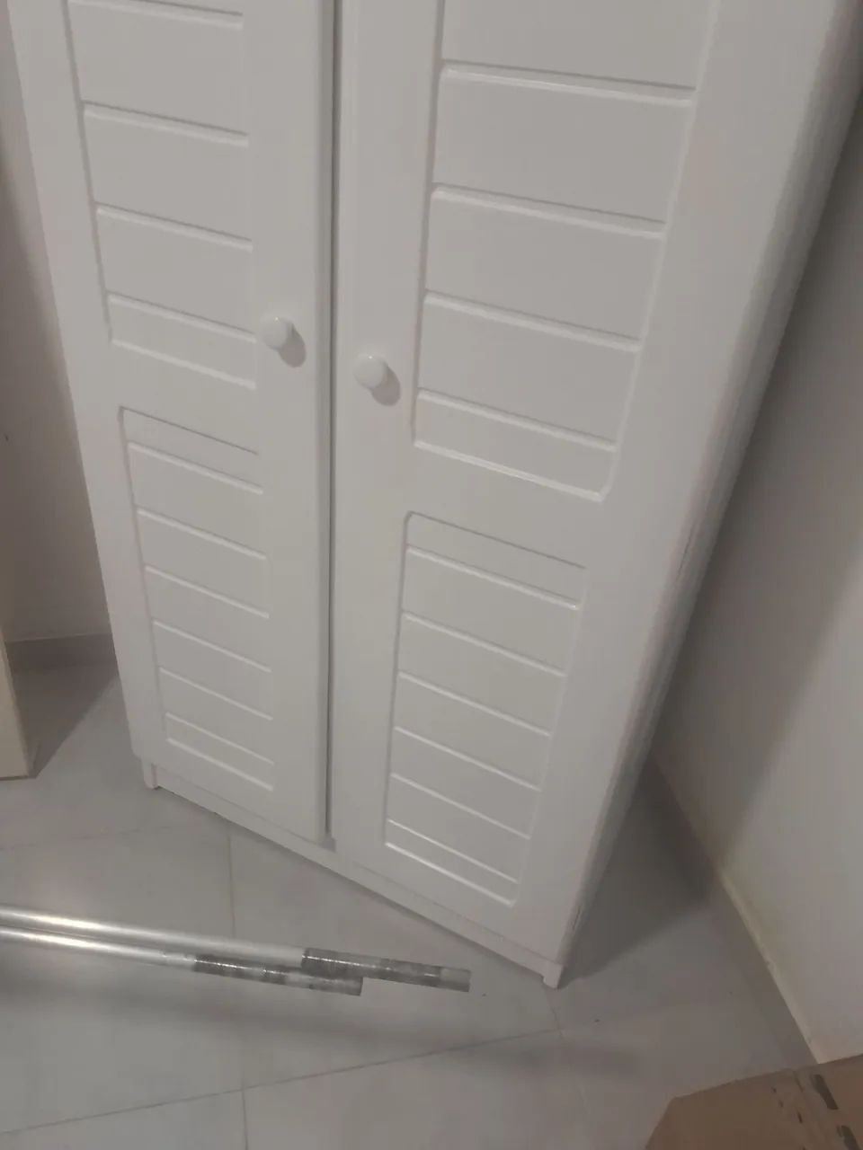 Quarto completo guarda roupa de duas portas e duas camas ja com colchao - Foto 2