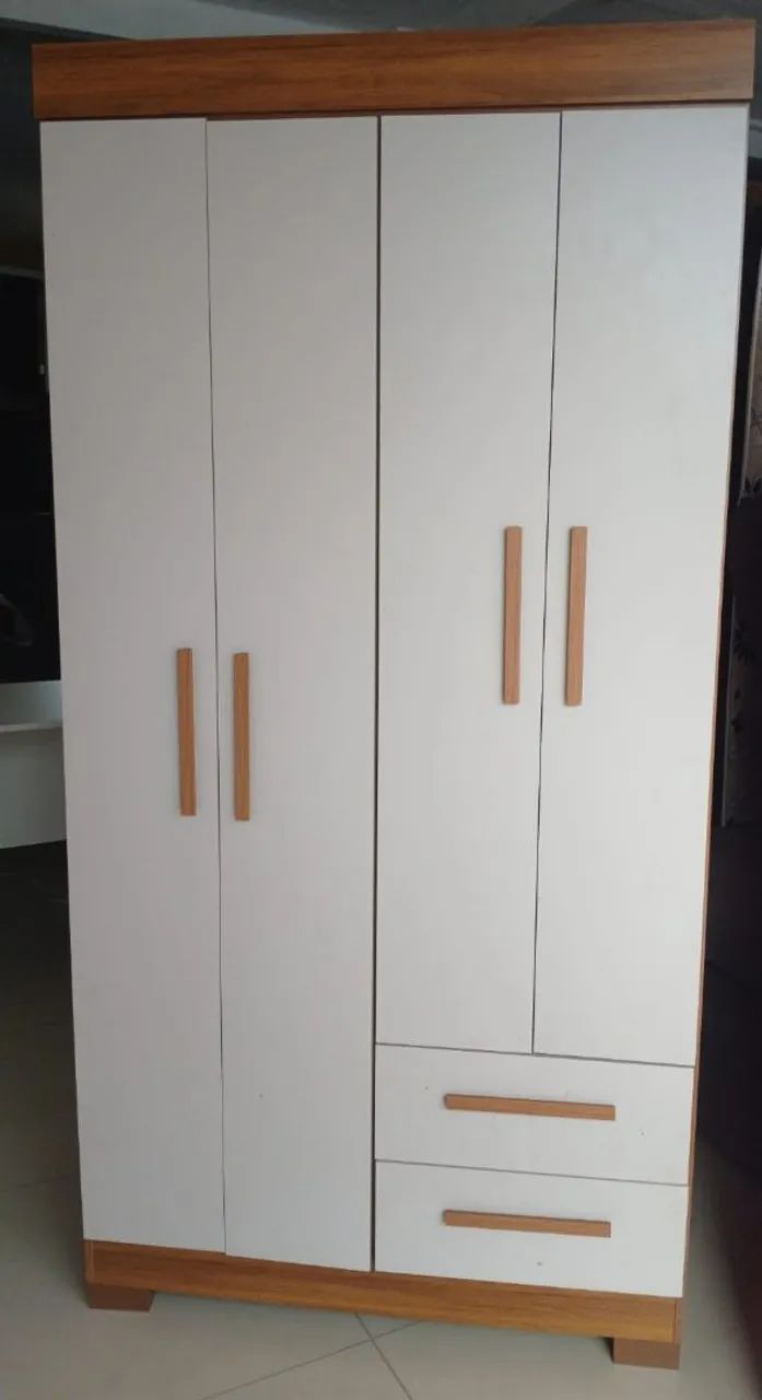 Guarda roupa (usado).  Faço a entrega * 