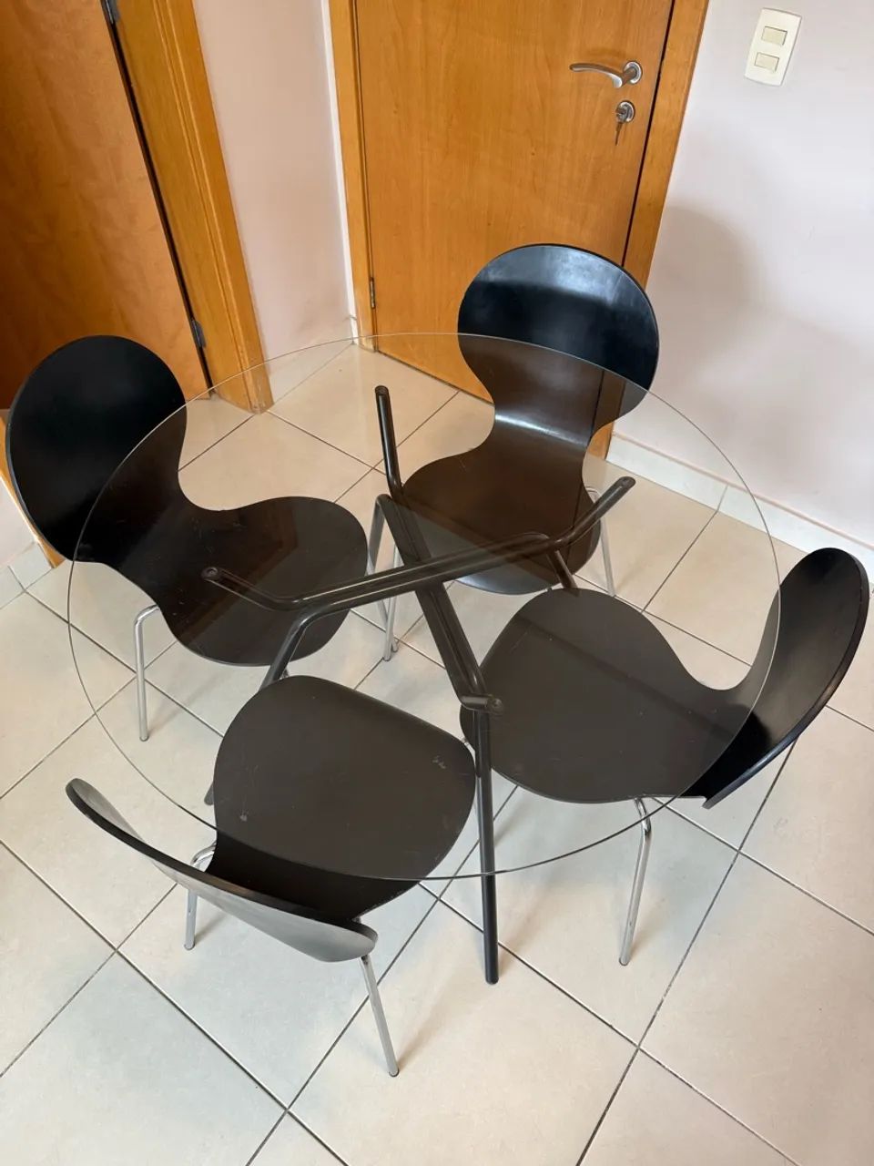 Mesa com 4 cadeiras - Foto 3