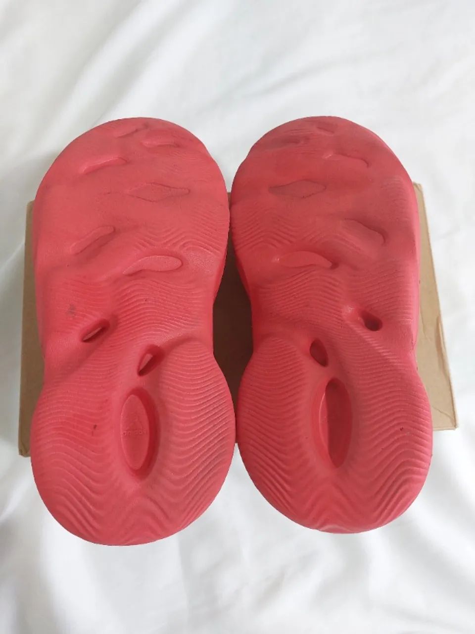 Yeezy Foam Runner Vermillion 38-39 - Foto 3