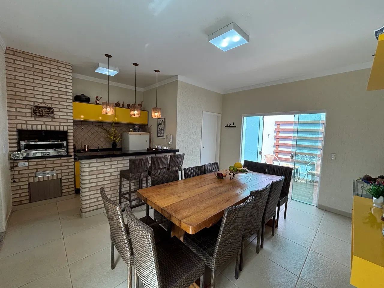 Casa completa e funcional, varanda gourmet e sistema fotovoltaico em JD Botanico - Foto 2