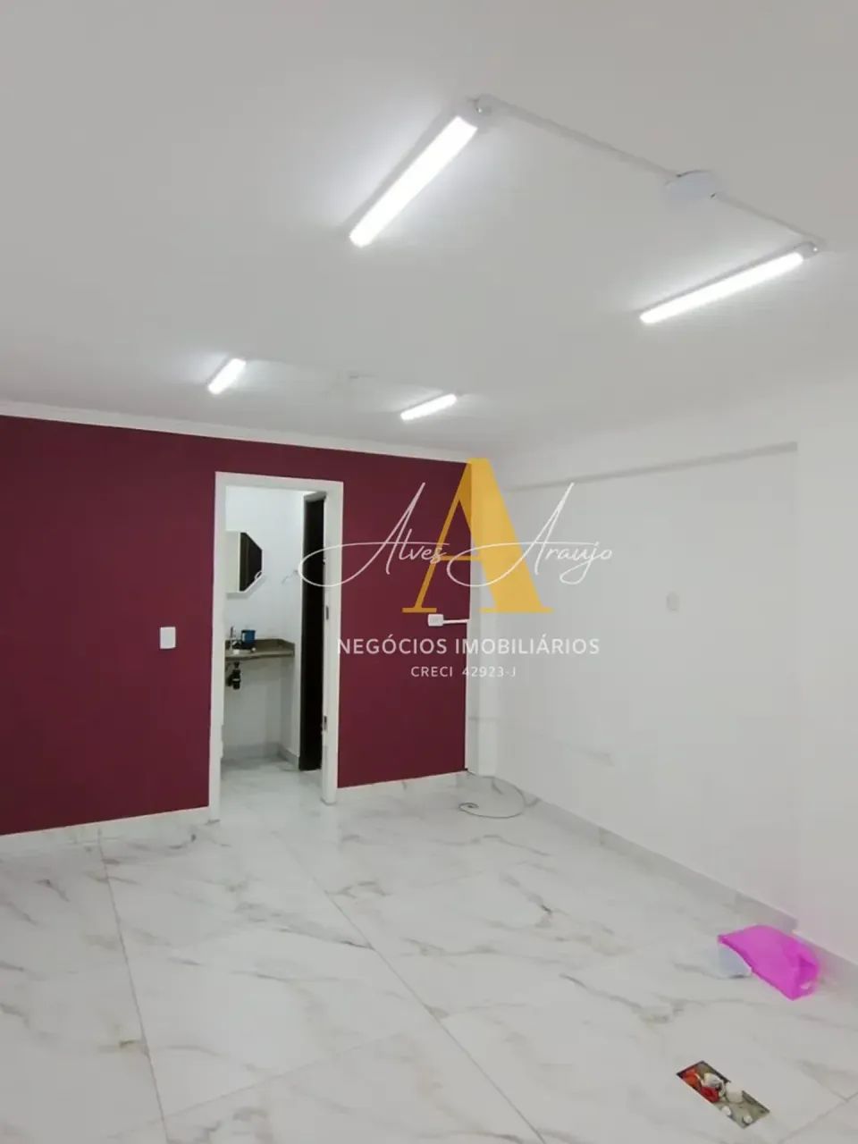 SALA COMERCIAL PARA LOCAÇÃO 30 m² centro