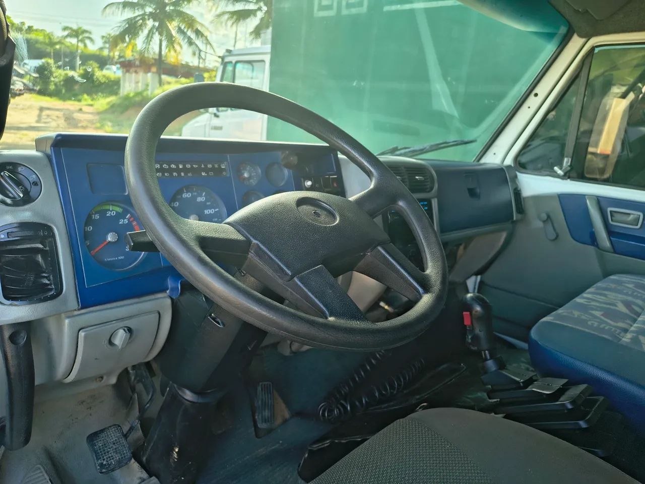 VW 23.250 Ano 2005 Caminhão extruturado  - Foto 9