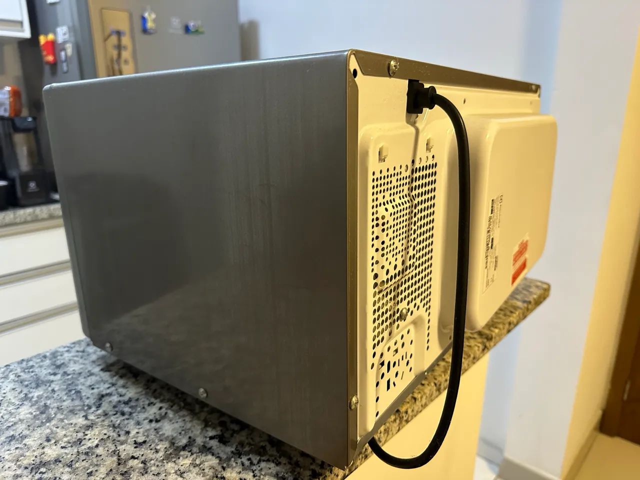 Microondas Electrolux 27L 220v - Foto 2