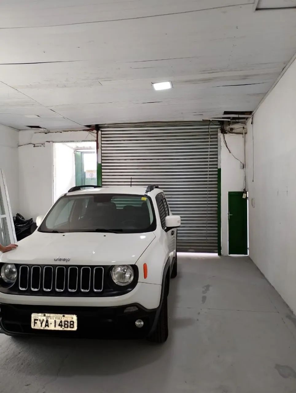 Galpão comercial com casa anexa independente  - Foto 2