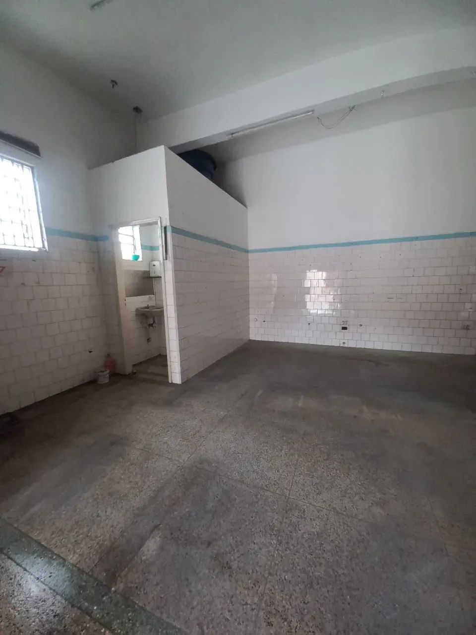 SALÃO COMERCIAL PARA LOCAÇÃO NO JARDIM SANTO ANDRÉ EM SANTO ANDRÉ