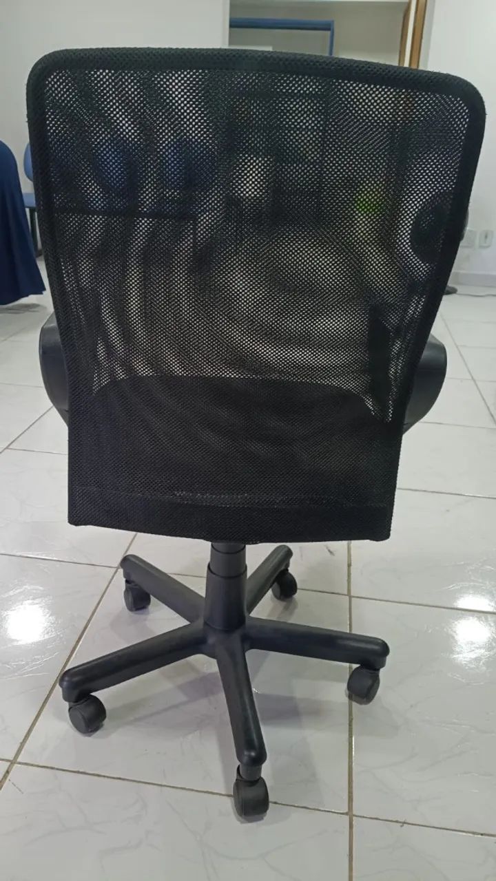 Cadeira de Escritório Ergonômica com Rodinhas - Ótimo Estado
