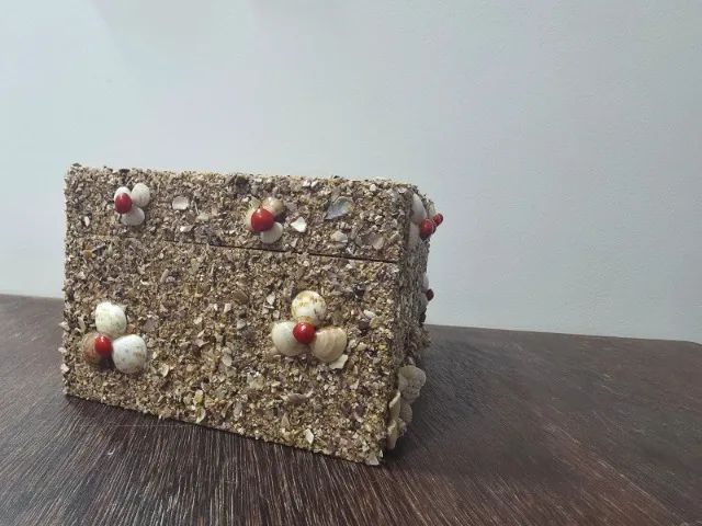 Baú trabalhado com conchas - Foto 4