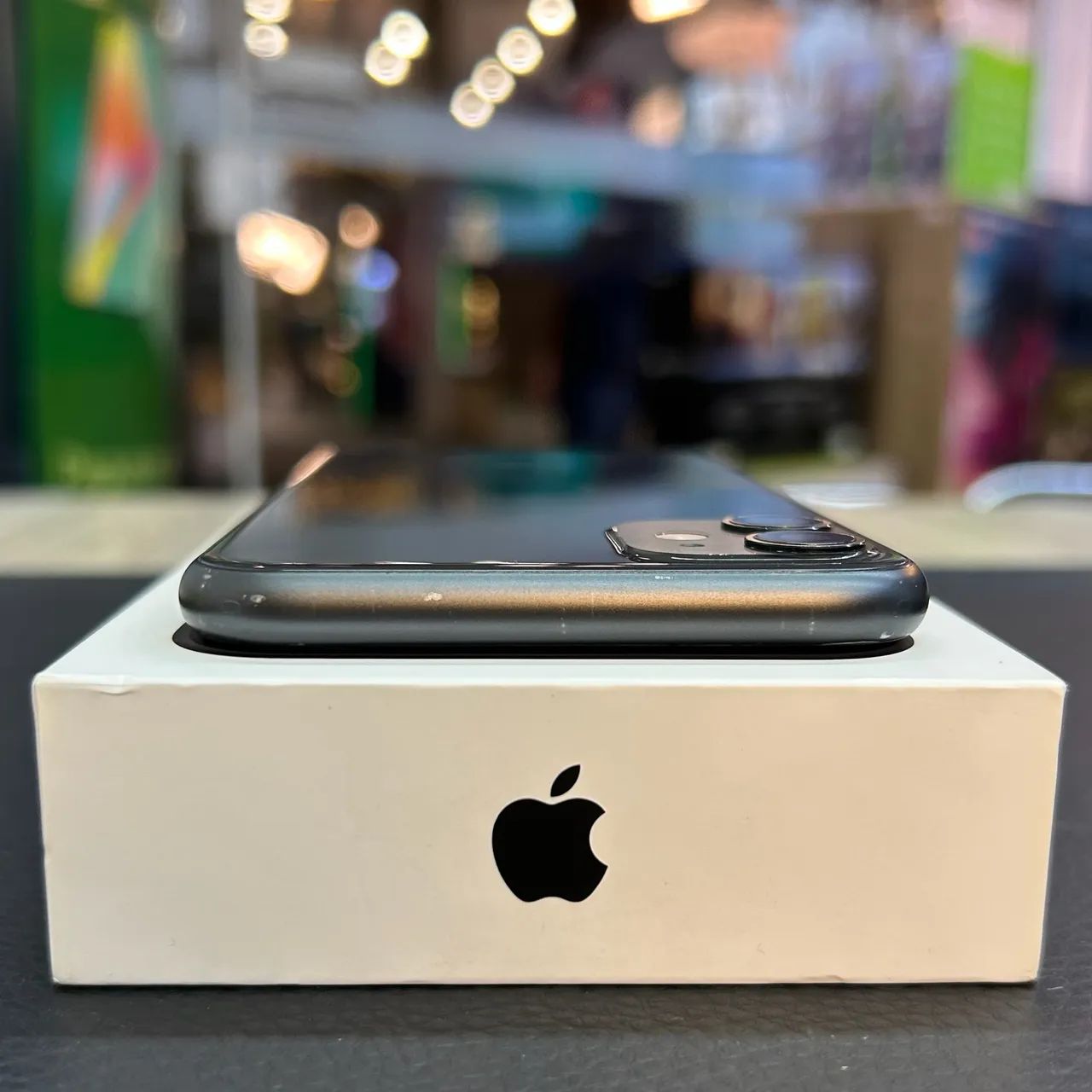 IPHONE 11 64GB PRETO TODO ORIGINAL- LOJA FÍSICA - Celulares e