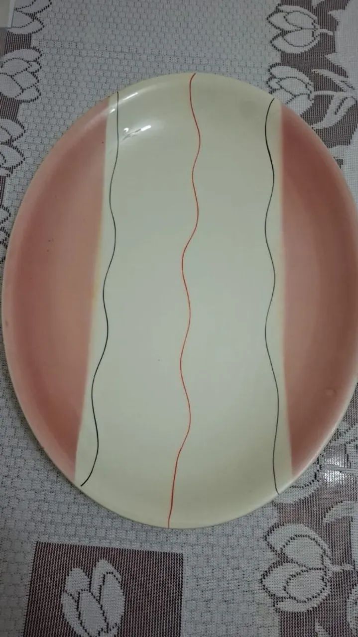 Antiguidade Travessa porcelana Cerâmica Santo Eugênio - São José dos Campos 
