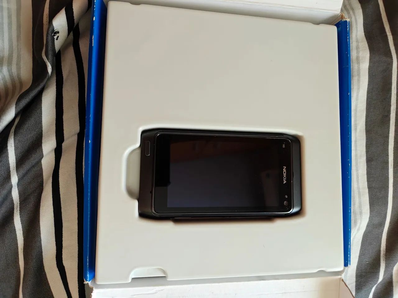 Nokia N8 em Bom estado, completo na caixa - Foto 5