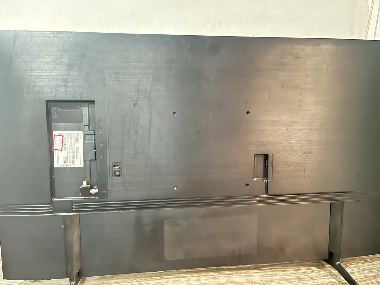 Tv Samsung 50 polegadas  com defeito ser pra tirar peças. - Foto 4