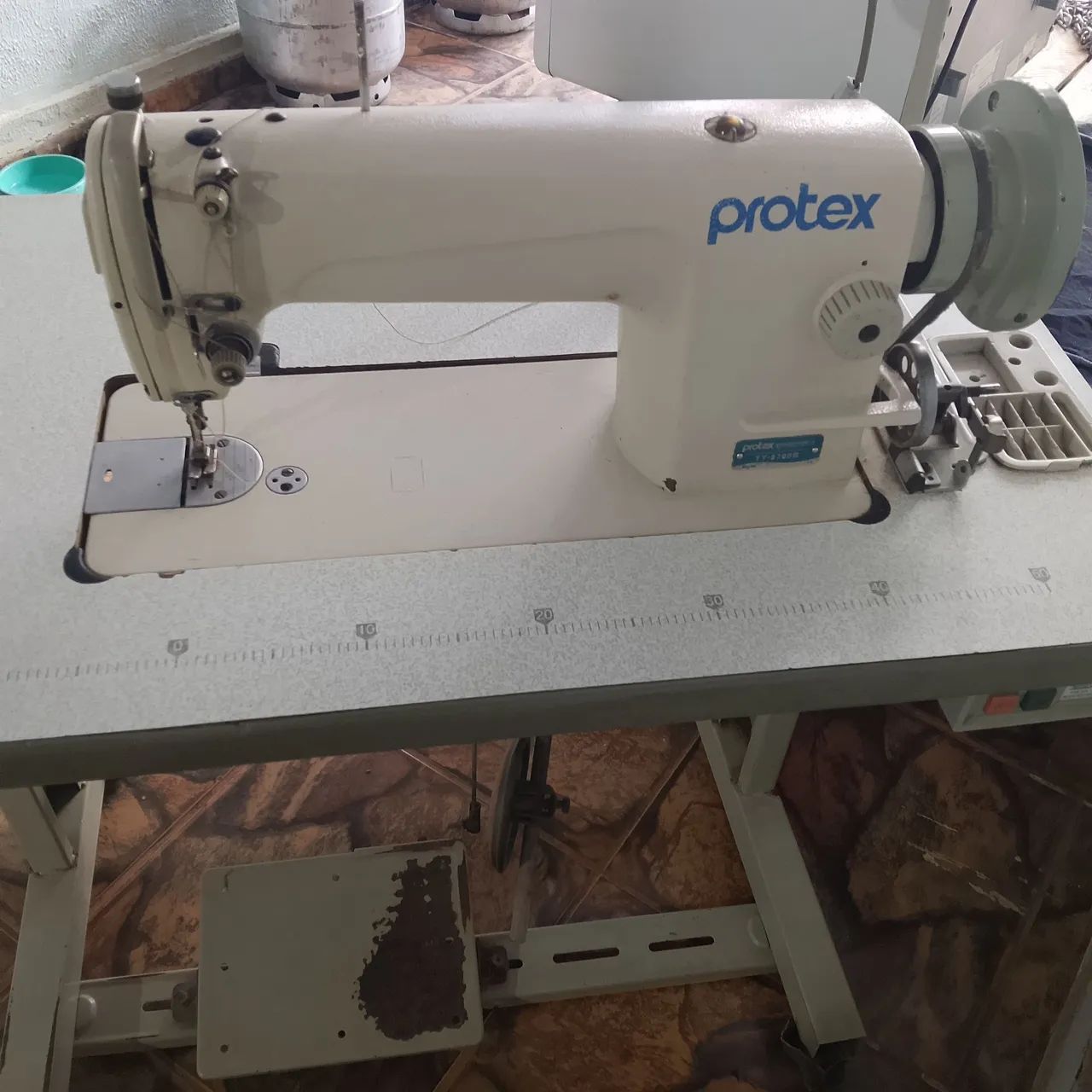 Máquina de custura reta - Foto 2