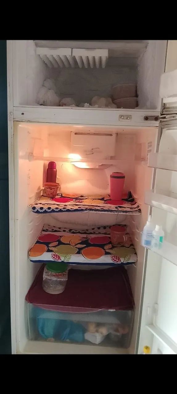 Vendo essa geladeira  - Foto 4