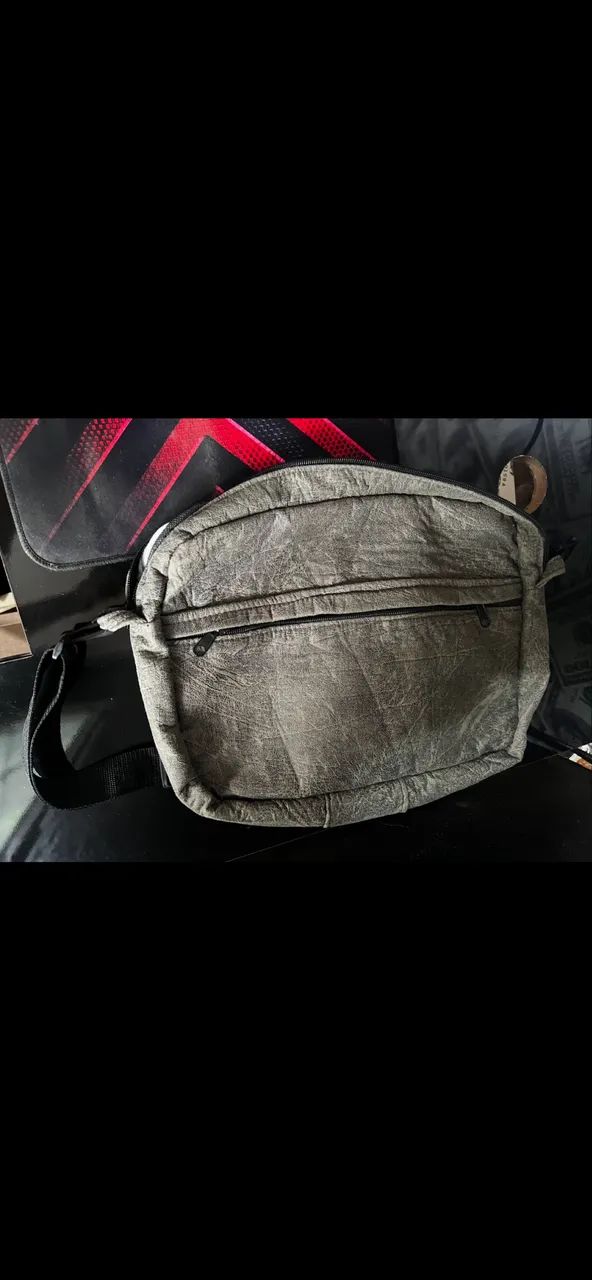 Bolsa de Couro nova e barata pra vender hoje - Foto 2