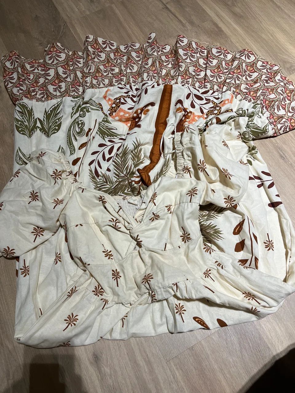 VESTIDO MIDI EM ALGODÃO COM ESTAMPA DE COQUEIROS - Foto 2