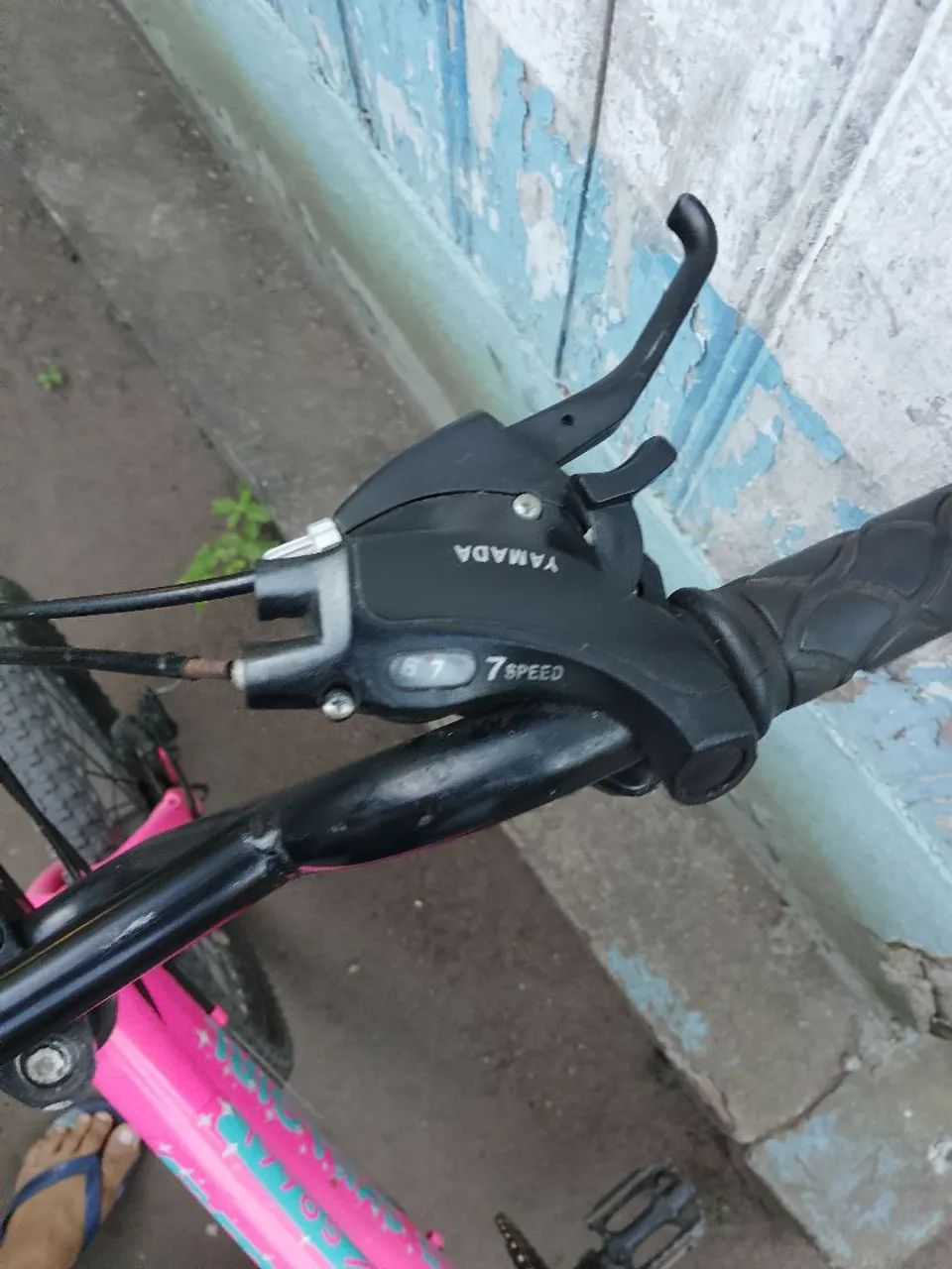 VENDO BICICLETA JUVENIL FEMININA - Foto 4