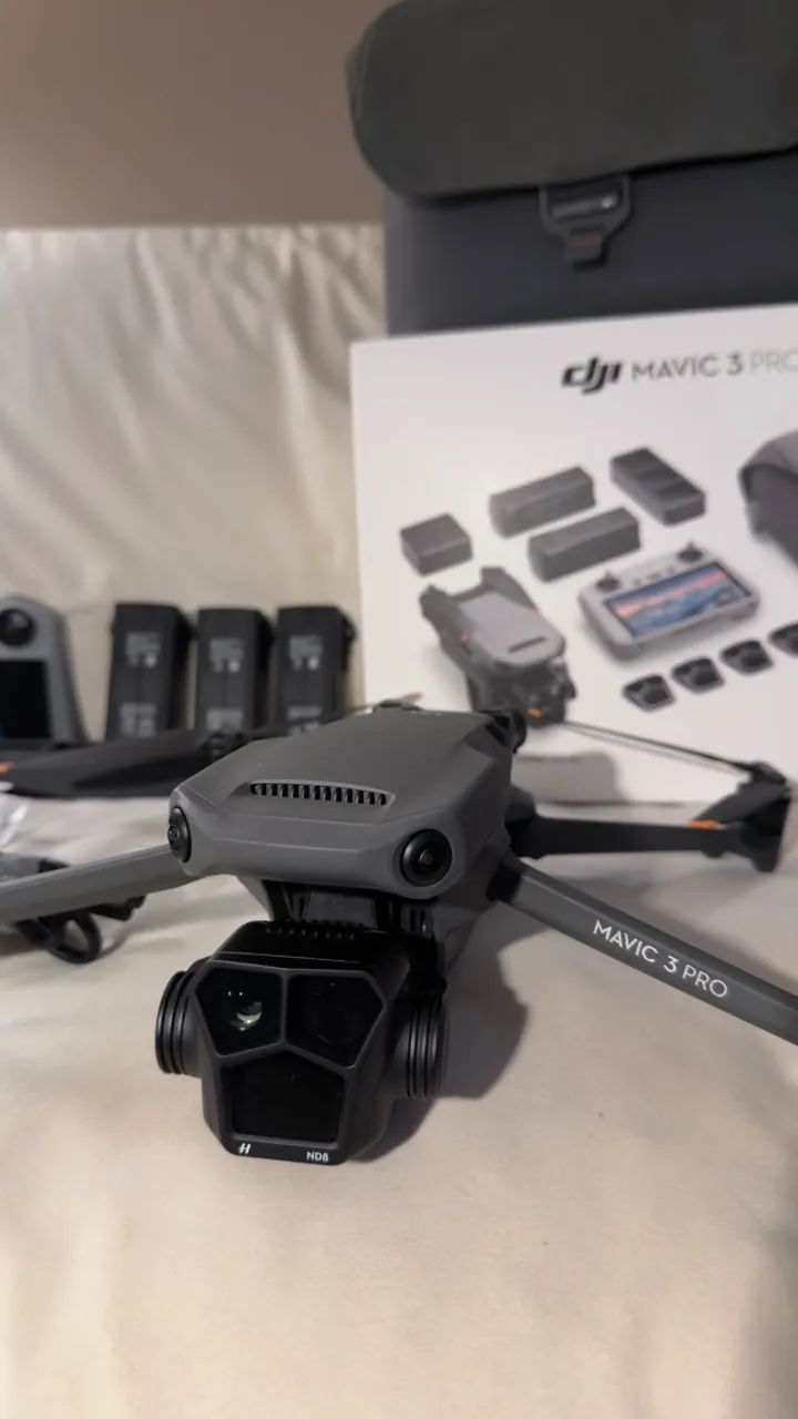 DJI Drone Mavic 3 Pro Fly Combo