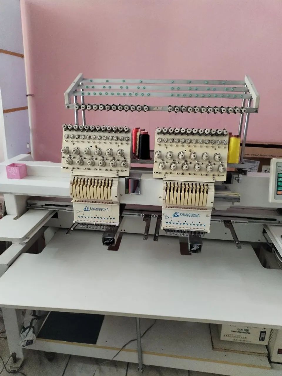 Maquina de bordar industrial - Foto 4