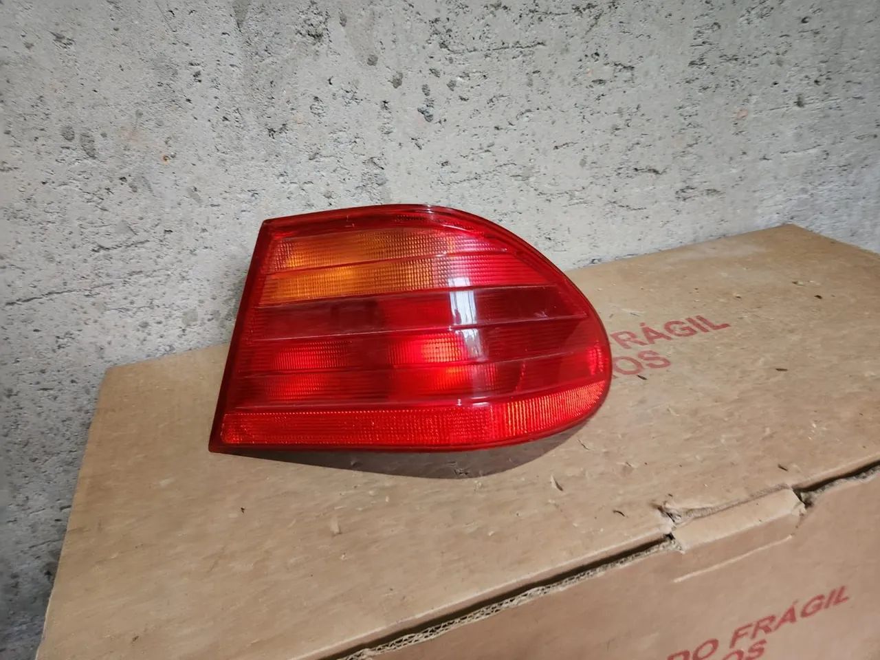 Lanterna Direita E320 E330 96/99 original 