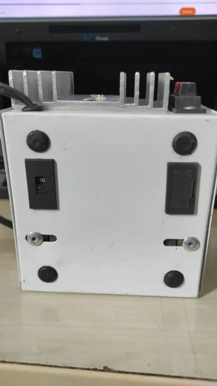 Fonte Chaveada e Estabilizada Frelux 12V - 5A - Bivolt - Foto 3