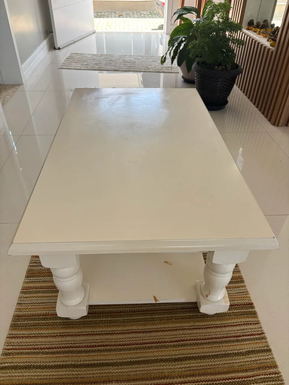 Lindo sofá, aparador e mesa de centro! - Foto 3