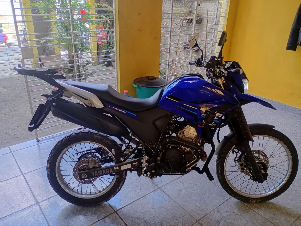 XTZ Lander 250