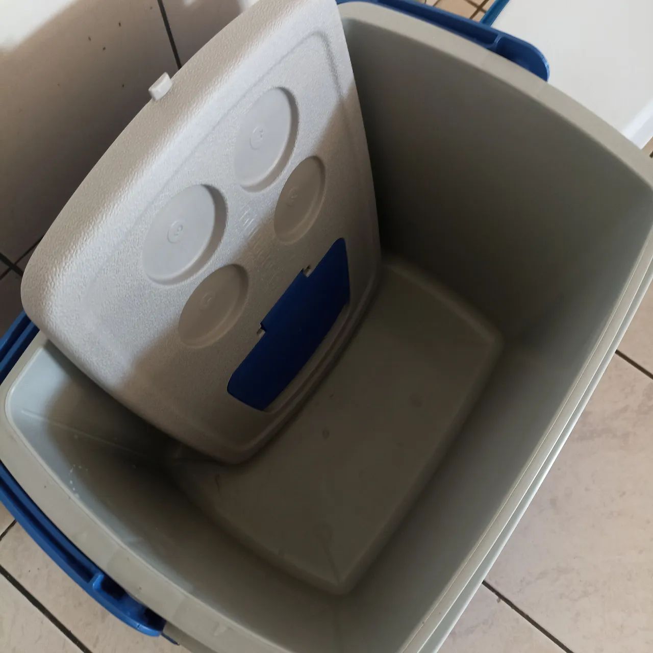 Caixa térmica Soprano 32L + caixa Peq. Mor - Foto 2