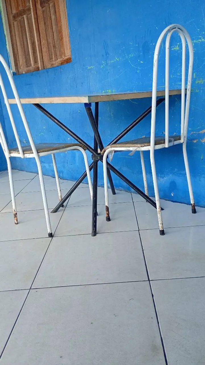 Vendo mesa pequena no precinho 
