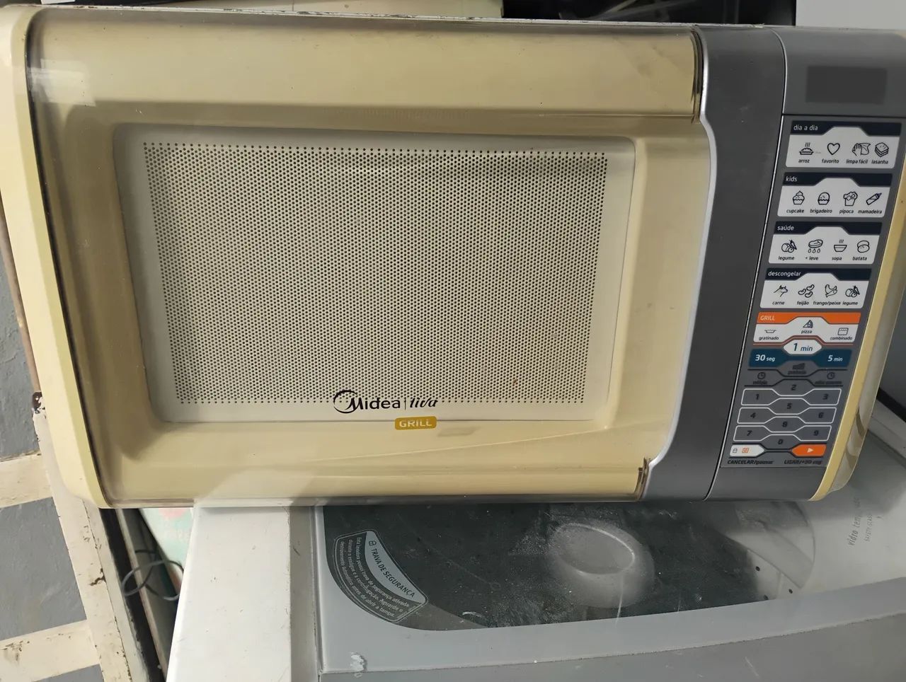 Microondas Midea 30 Litros  - Foto 2