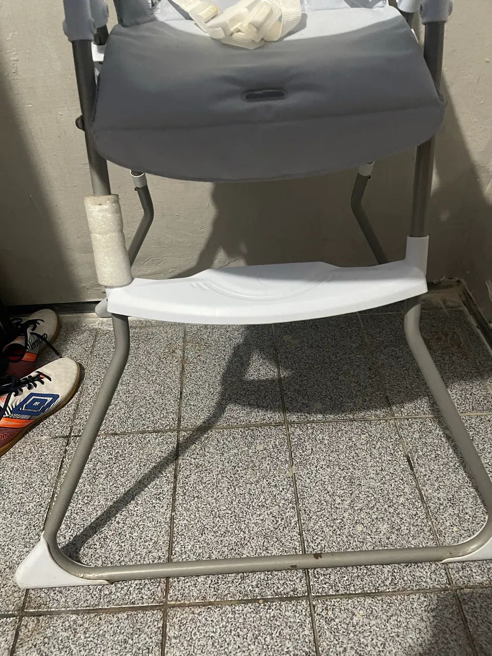Cadeira de alimentação para bebê  - Foto 2