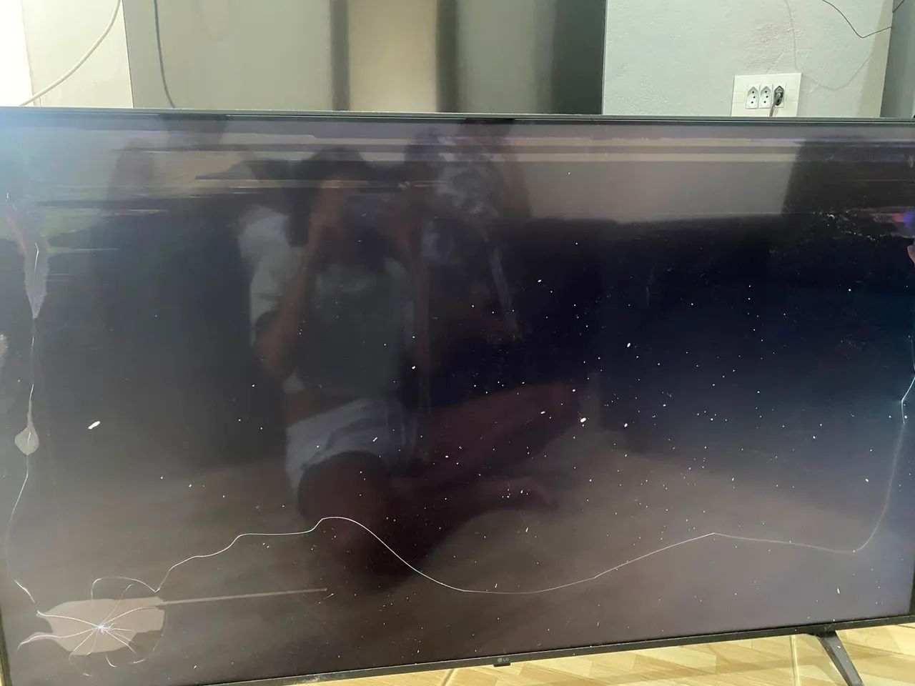 Vendo tv   LG 55 polegadas para retirada de peças  - Foto 2