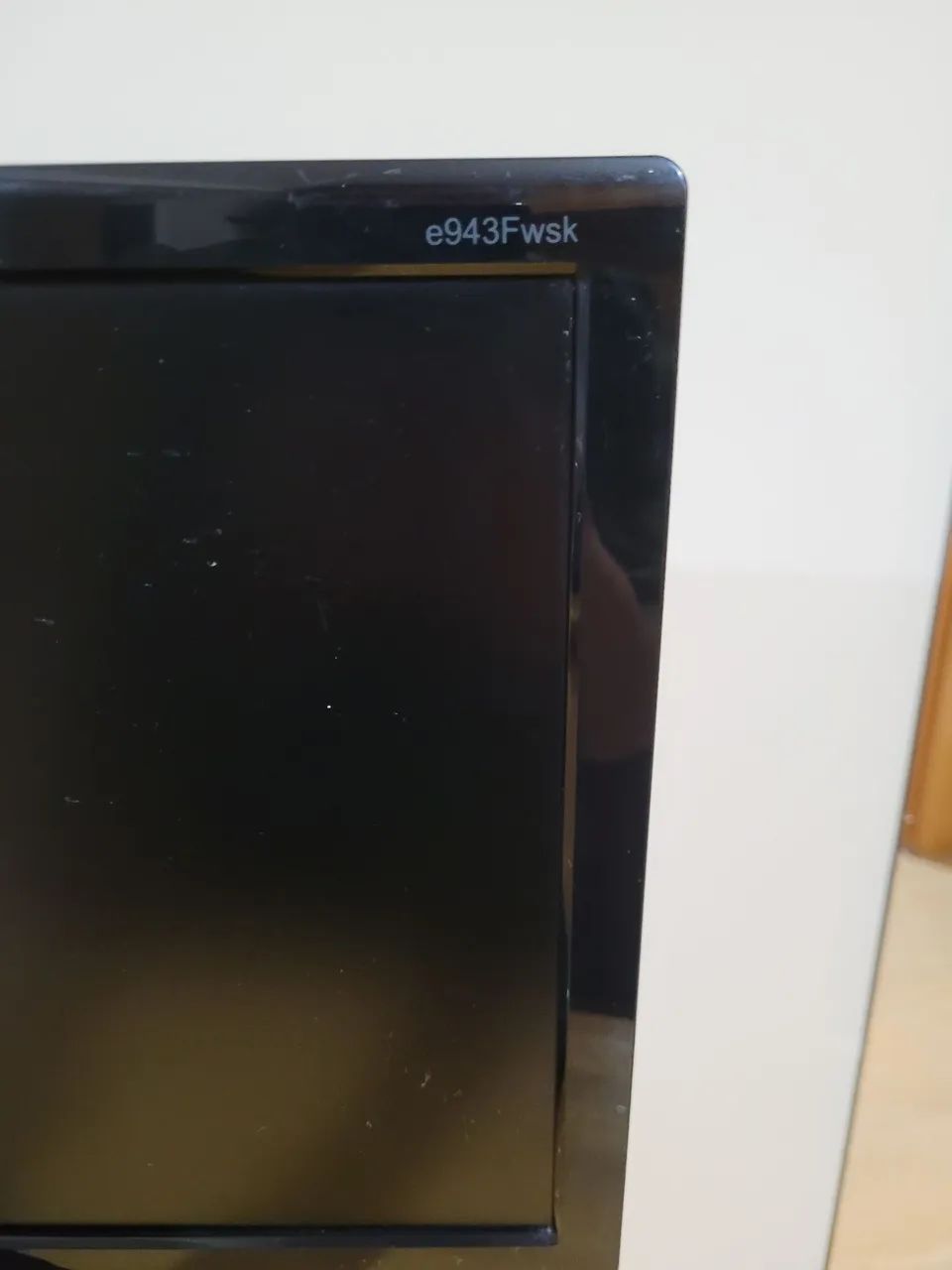 Monitor AOC 18,5" LED e943Fwsk - Foto 5