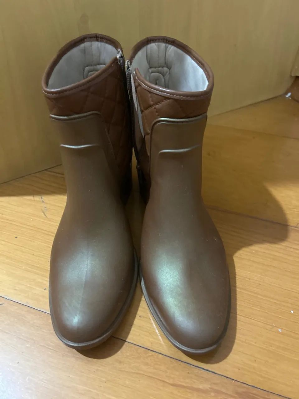 Bota capodarte número 37 marrom 