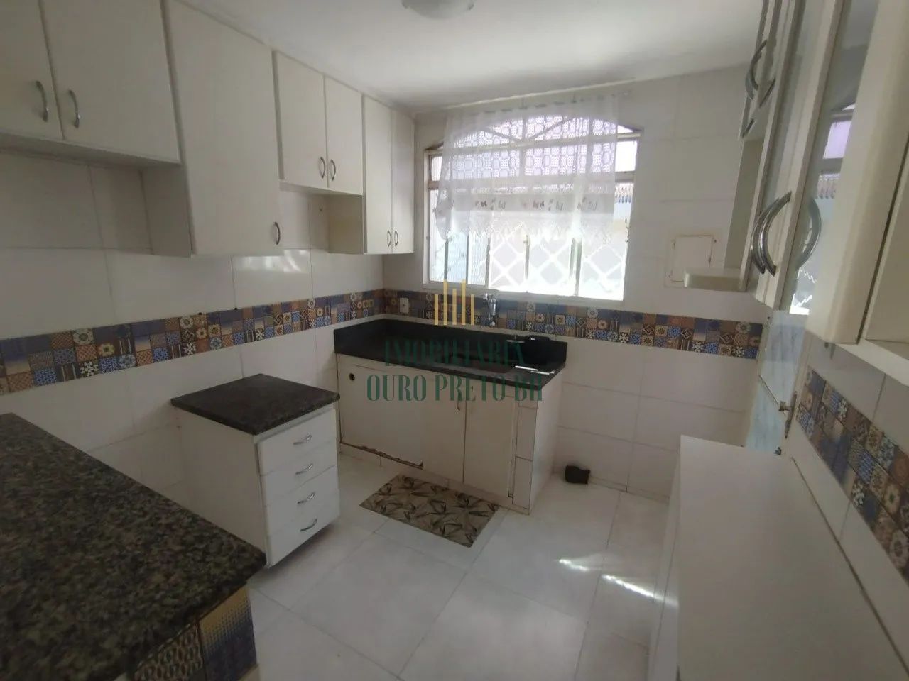 Casa Geminada à Venda no bairro Castelo; - Foto 3