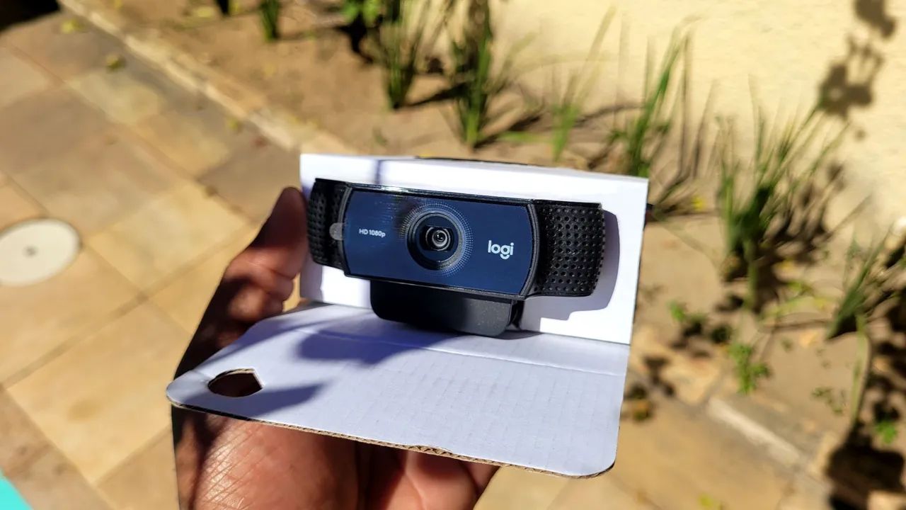 Webcam Full HD Logitech C922 Pro Stream com Microfone Embutido