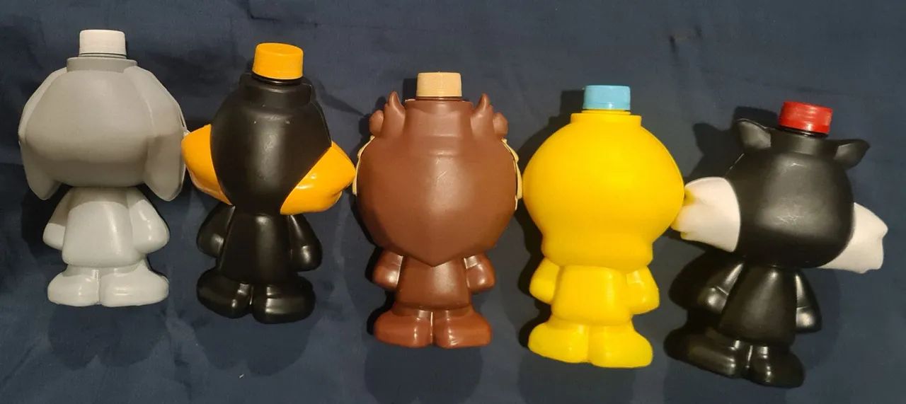 Coleção Completa Garrafas Squeeze 3D Looney Tunes Giraffas - Foto 2