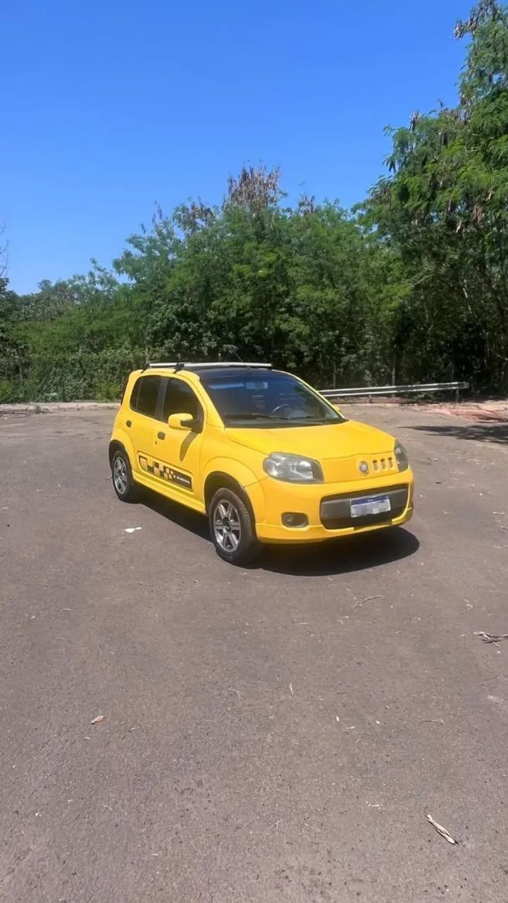 Fiat Uno Sporting 1.4 EVO Fire Flex 8V 4P 2012